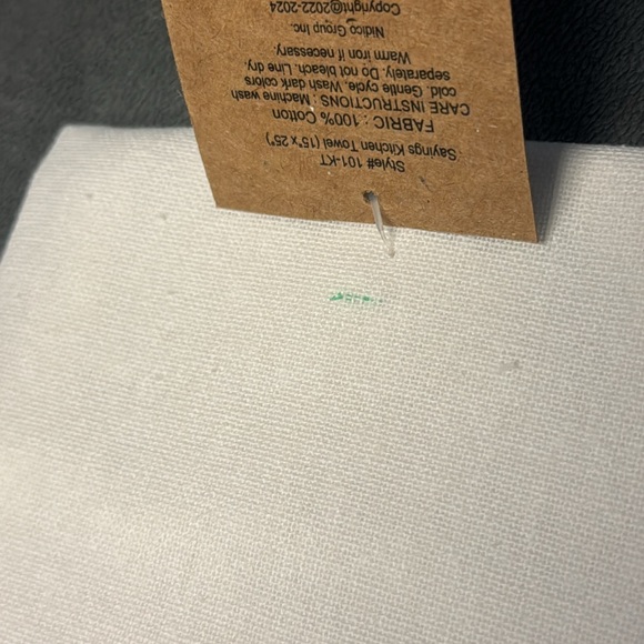 NWT Kitchen Towel - Picture 6 of 9